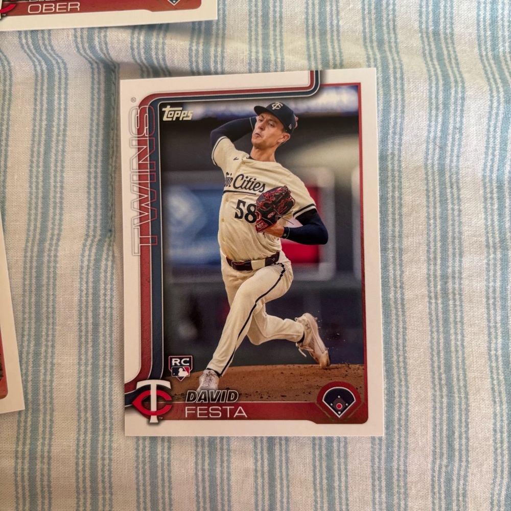 Minnesota twins topps baseball card - Picture 3 of 6